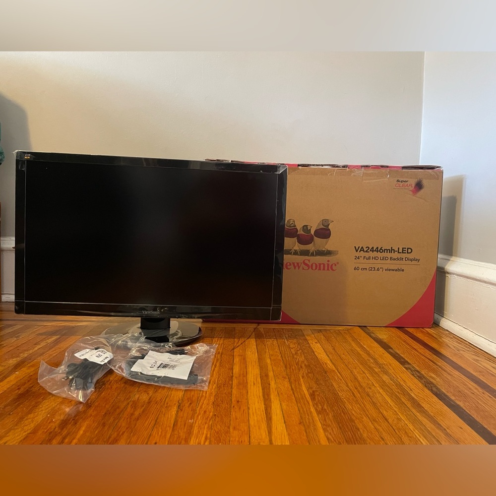 24" Full HD LED Backlit Display